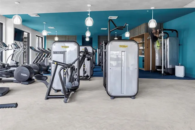 $6,500 | 121 Northeast 34th Street, Unit 2502, Miami, FL 33137