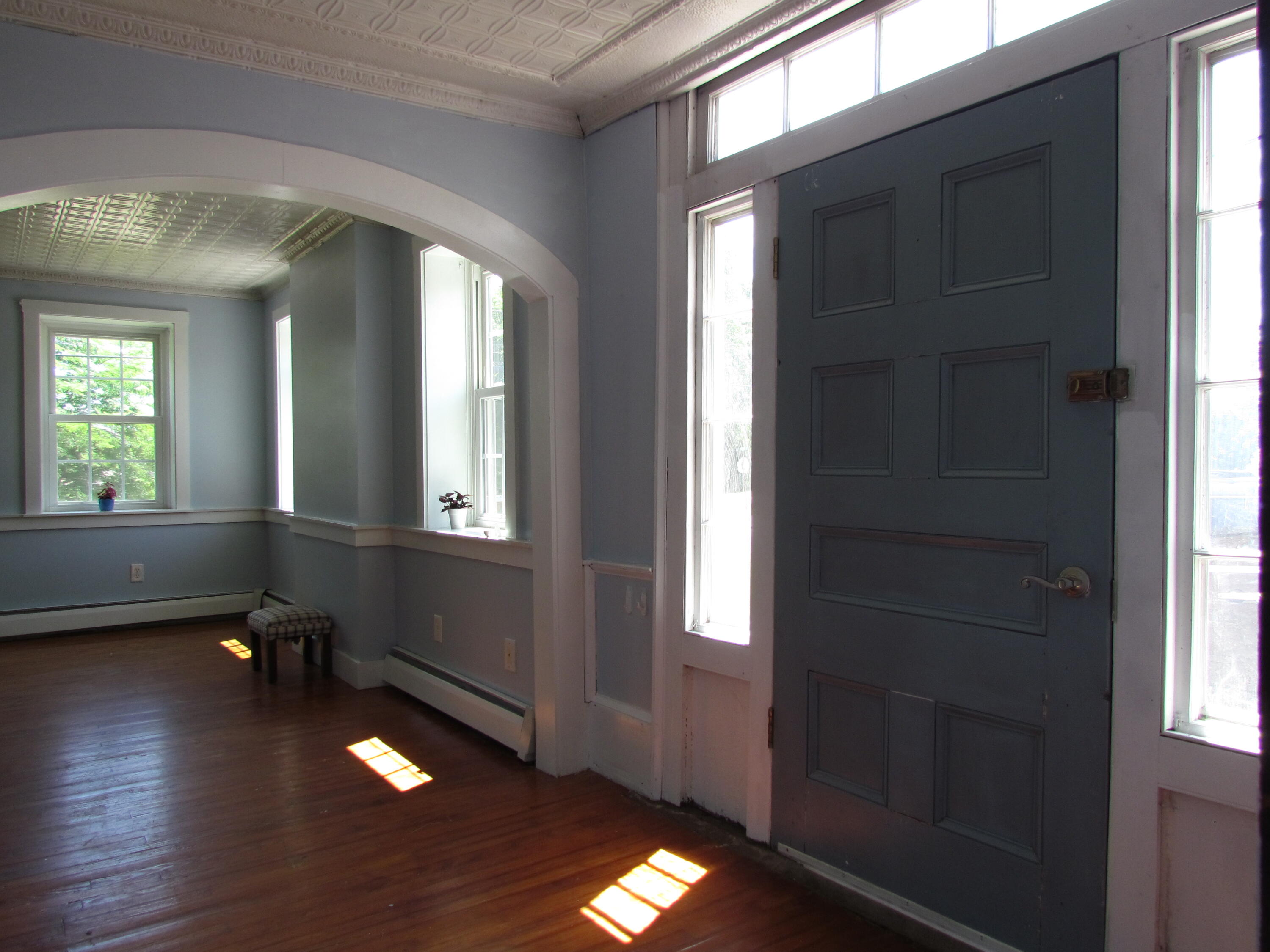 53 Ferry Road Lisbon, ME 04250 - Photo 17 of 50 Formal Side Entry