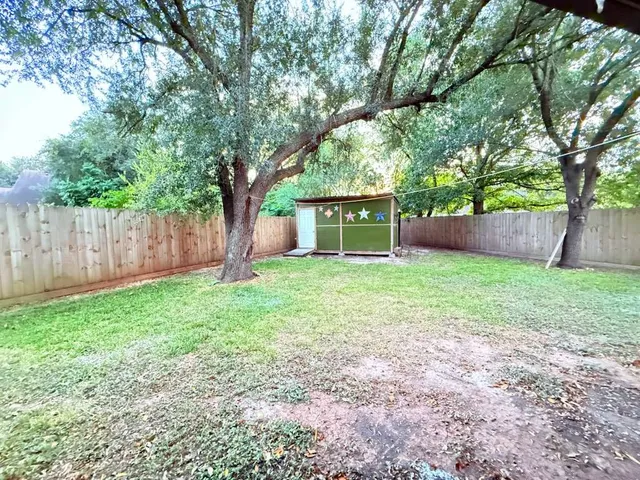 $1,975 | 22119 Manor Estates Drive, Katy, TX 77449