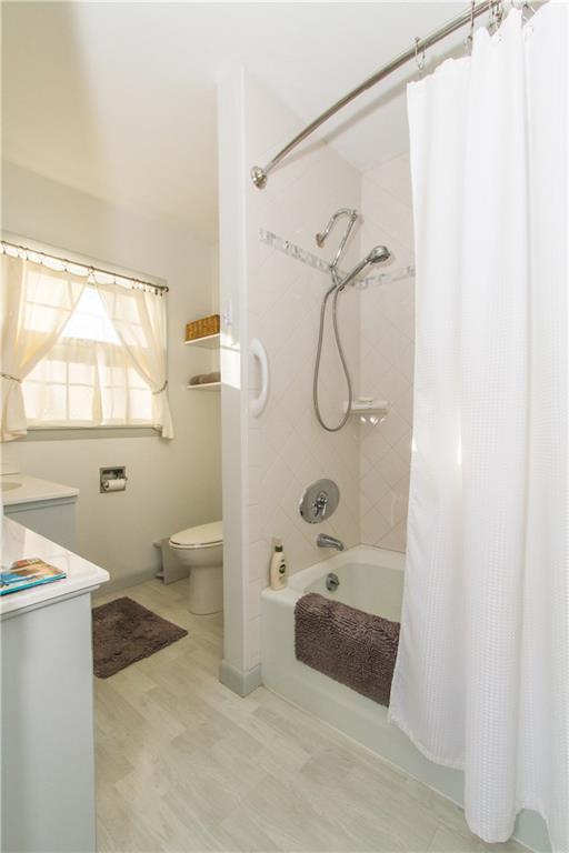 527 Belfast Road Camden, ME 04843 - Photo 18 of 28 Master bath.