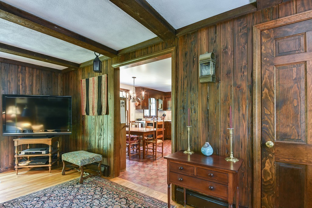 21 Wood Road Sherborn, MA 01770 - Photo 9 of 22 Gallery Image 9
