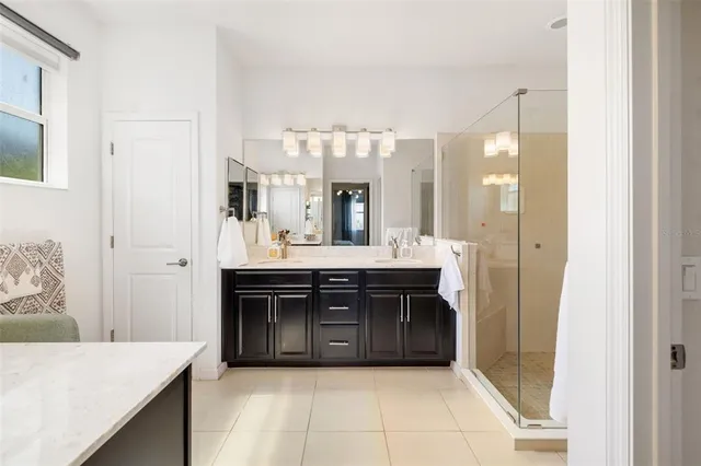 $769,000 | 650 Rosemary Circle, Bradenton, FL 34212