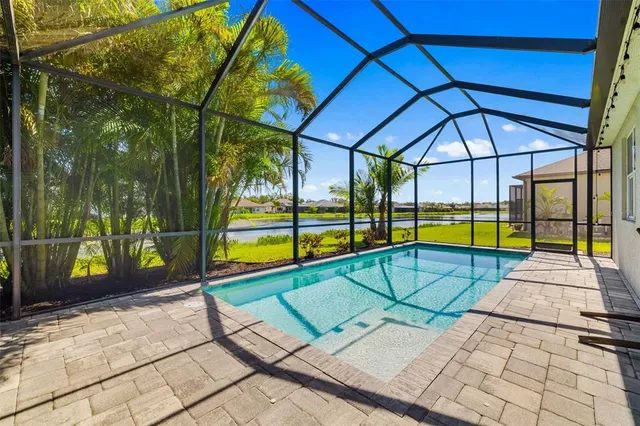 $769,000 | 650 Rosemary Circle, Bradenton, FL 34212
