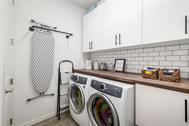 $769,000 | 650 Rosemary Circle, Bradenton, FL 34212