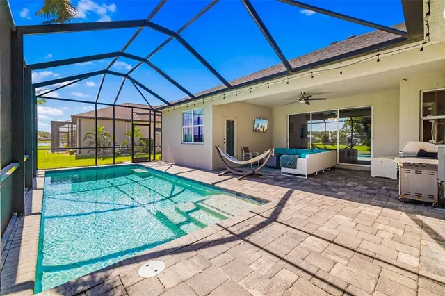 $769,000 | 650 Rosemary Circle, Bradenton, FL 34212