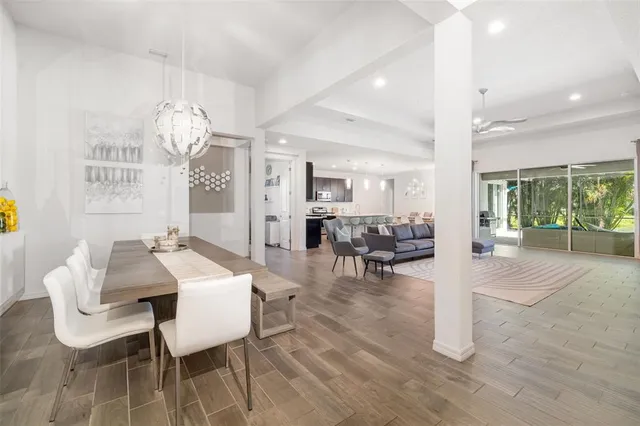 $769,000 | 650 Rosemary Circle, Bradenton, FL 34212