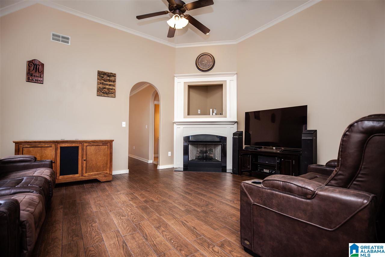 124 Sharpe Street Sterrett, AL 35147 - Photo 2 of 30