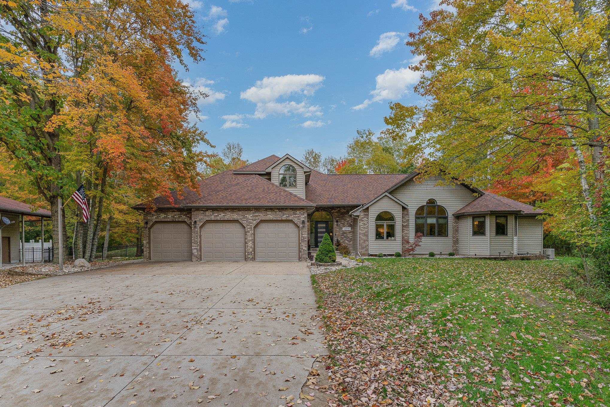 1695 North Mid- Bay County Line Road Midland, MI 48642 - Photo 3 of 86