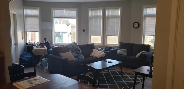 $1,690 | 95 Park Street, Unit 1, Attleboro, MA 02703