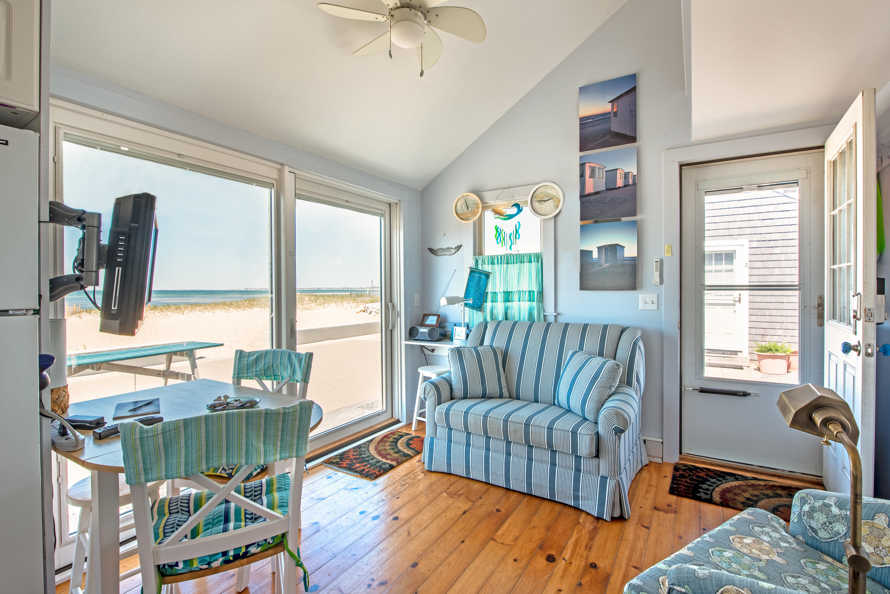 566 Shore Road, Unit 1 Truro, MA 02666 - Photo 2 of 18 566 Shore Road, Truro-3
