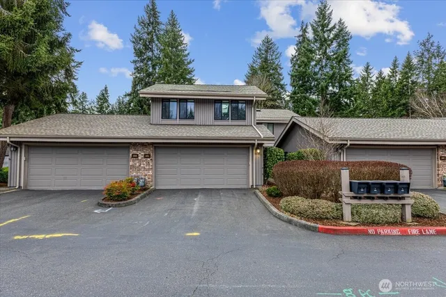 $1,290,000 | 161 142nd Place Northeast, Bellevue, WA 98007