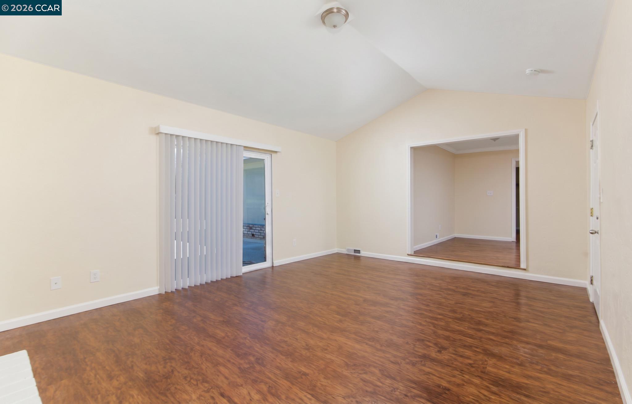 1371 Springhill Drive Pittsburg, CA 94565 - Photo 11 of 22