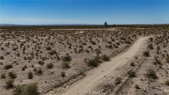 $5,500 | 743 Evelyn, Edwards, CA 93523