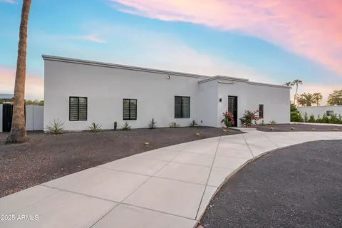 $1,999,999 | 8417 East Cactus Road, Scottsdale, AZ 85260
