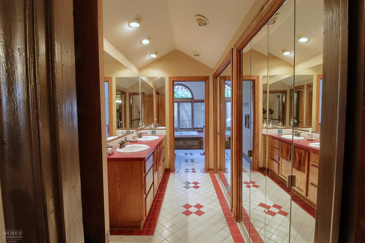 325 McMillan Road Grosse Pointe Farms, MI 48236 - Photo 22 of 31