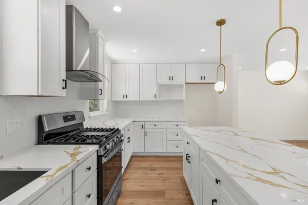 $3,000 | 8 Corte Dorado, Benicia, CA 94510