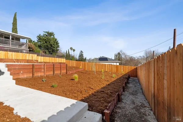 $3,000 | 8 Corte Dorado, Benicia, CA 94510