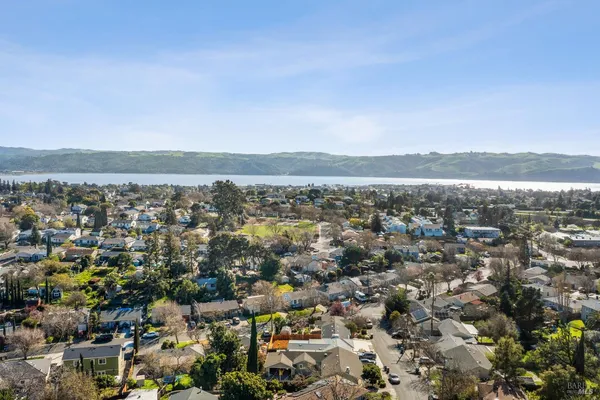 $3,000 | 8 Corte Dorado, Benicia, CA 94510