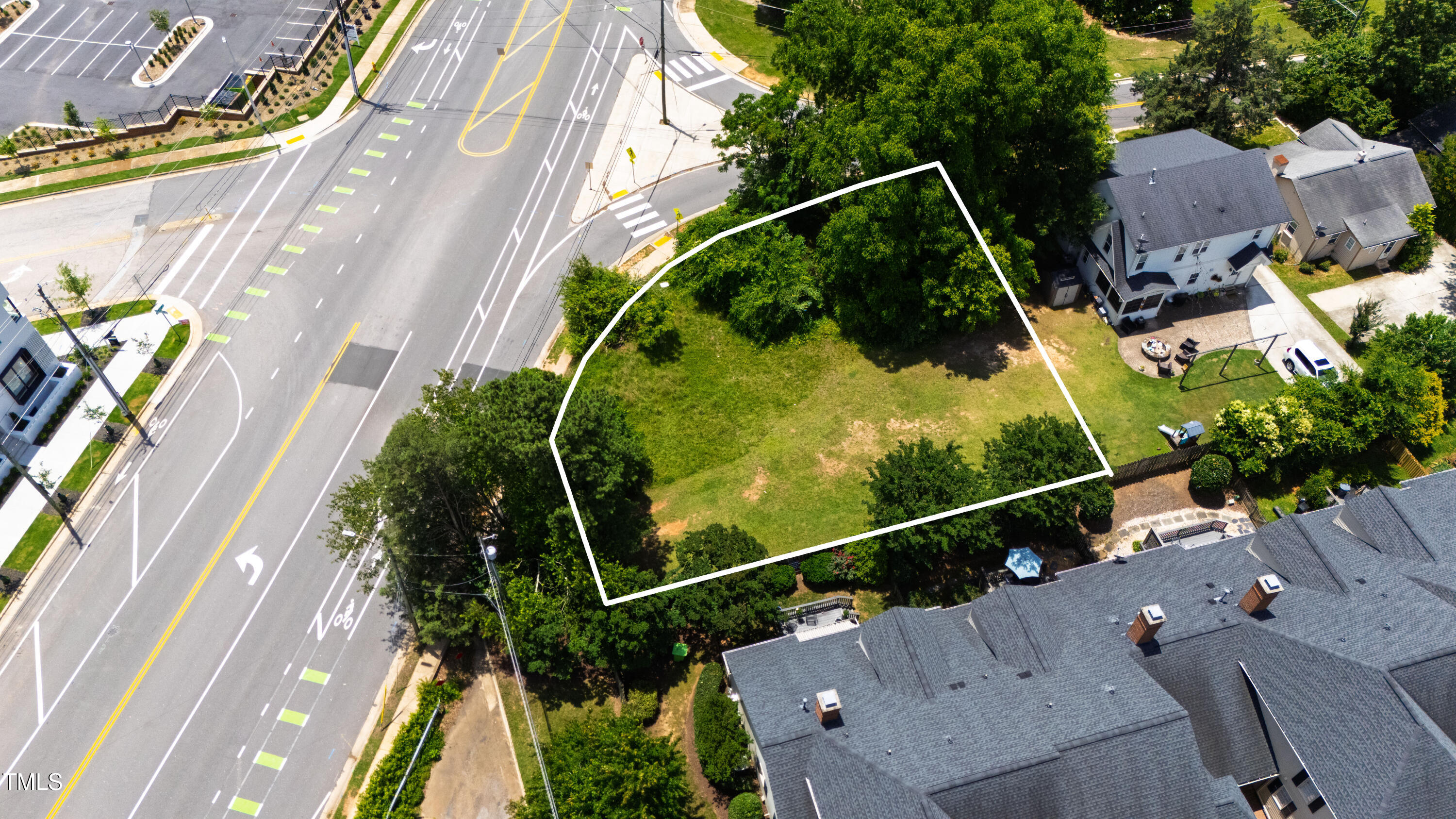 1217 Oberlin Road Raleigh, NC 27608 - Photo 1 of 16 Oberlin