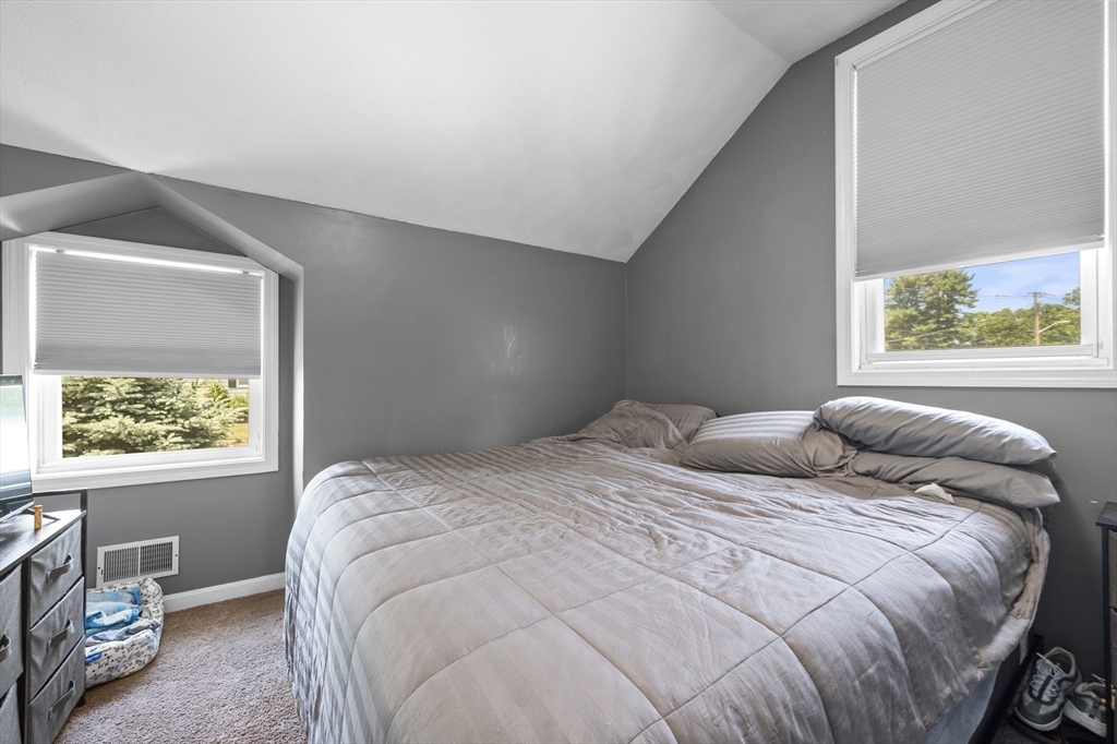 63 Bridle Road Billerica, MA 01821 - Photo 18 of 35 Gallery Image 18