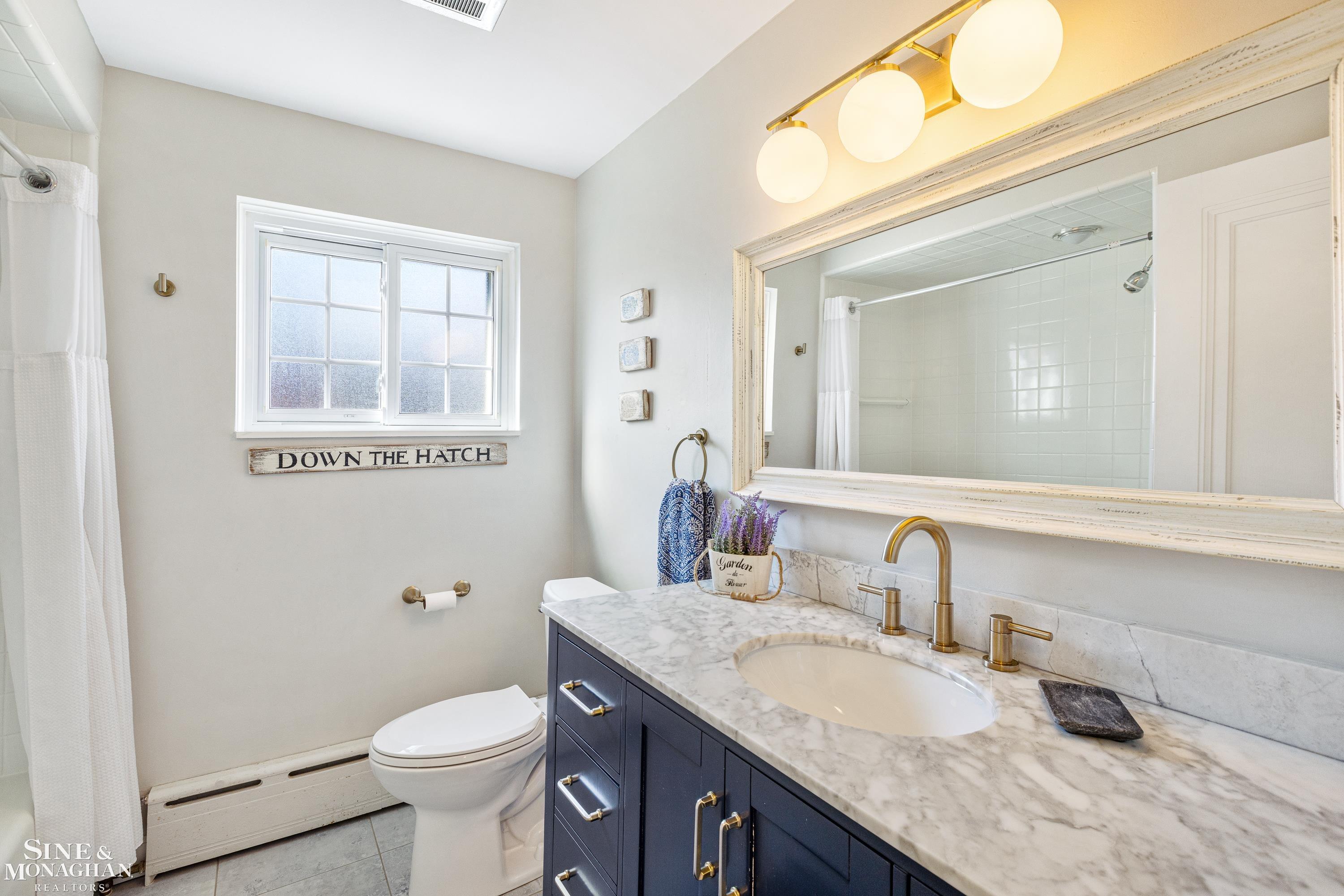 925 Harcourt Road Grosse Pointe, MI 48230 - Photo 24 of 32 50137580-1c2a0566-ddc0-4897-a4d0-80e594aa02ba.JPG