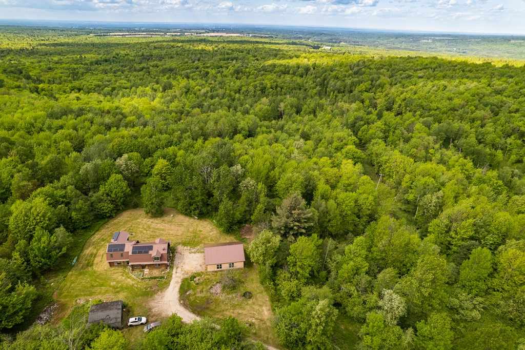 172 Brown Road Malone, NY 12953 - Photo 8 of 40 Gallery Image 8