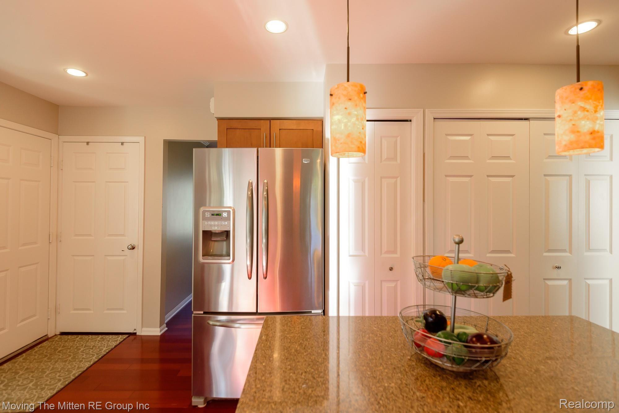 45755 Hanford Road Canton, MI 48187 - Photo 27 of 63 24.jpg
