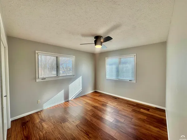 $349,900 | 1316 East 19th Avenue, Hutchinson, KS 67502