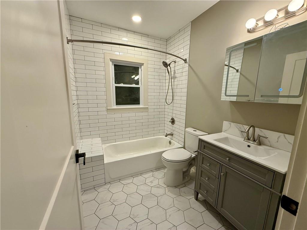 3704 Baltimore Avenue, Unit 2S Kansas City, MO 64111 - Photo 6 of 10