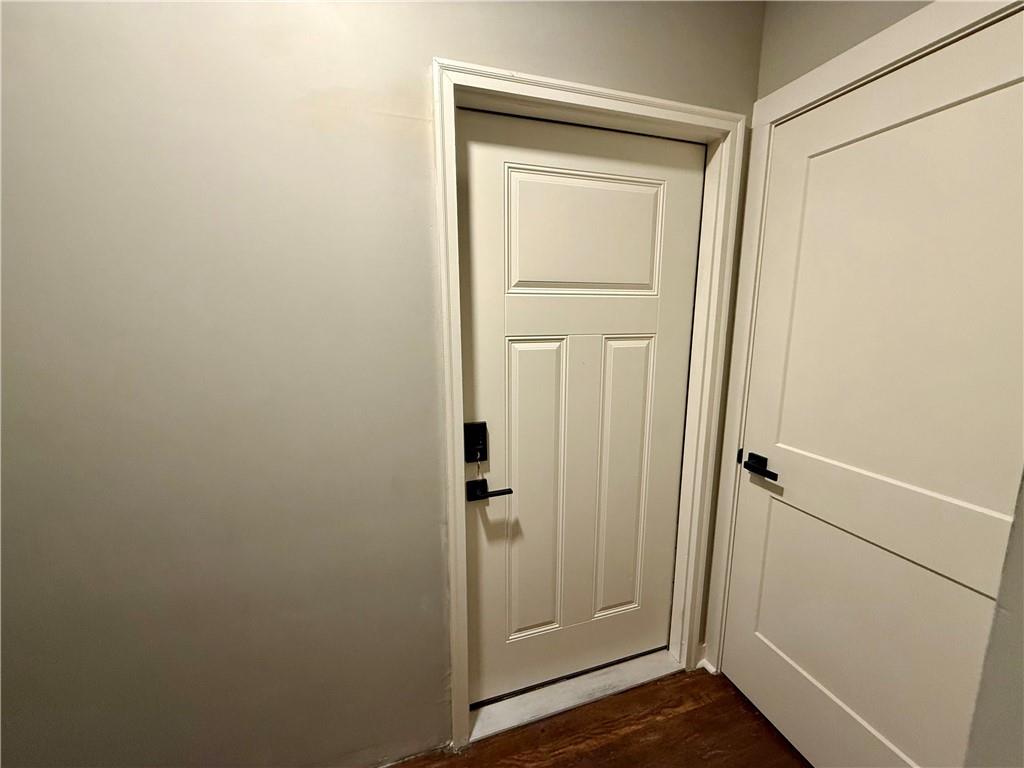 3704 Baltimore Avenue, Unit 2S Kansas City, MO 64111 - Photo 9 of 10