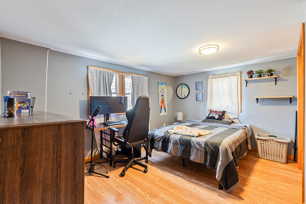 191 Skowhegan Road Norridgewock, ME 04957 - Photo 14 of 34 Bedroom 1