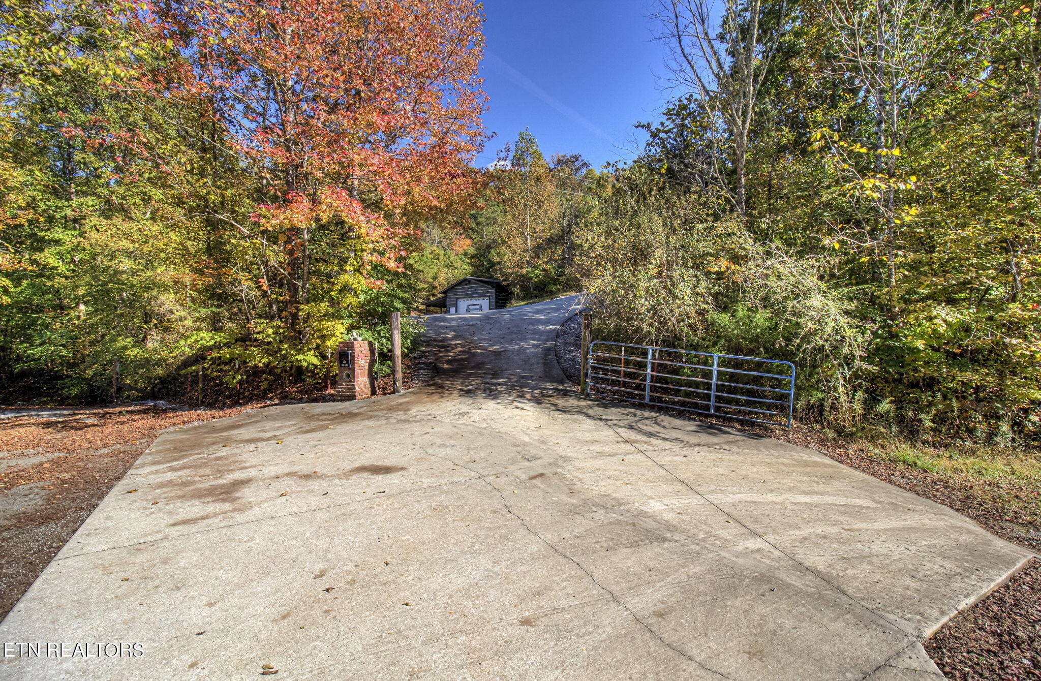500 Old Citico Road Vonore, TN 37885 - Photo 5 of 53 Gallery Image 5