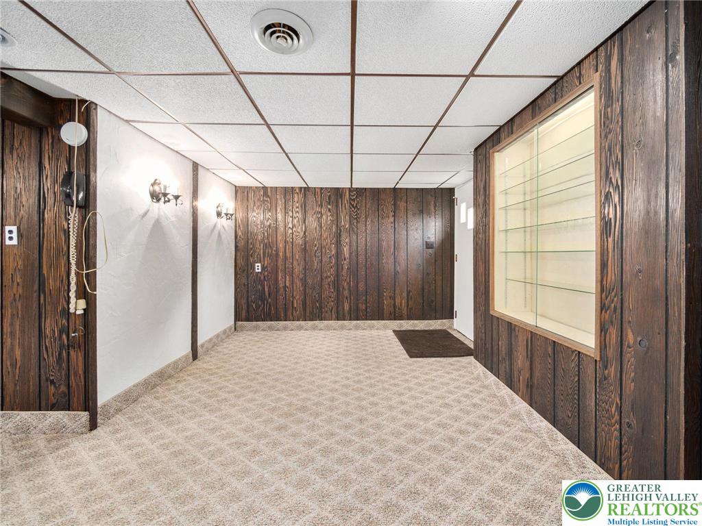 515 Franklin Street Emmaus, PA 18049 - Photo 41 of 45 a view of hallway with a large window