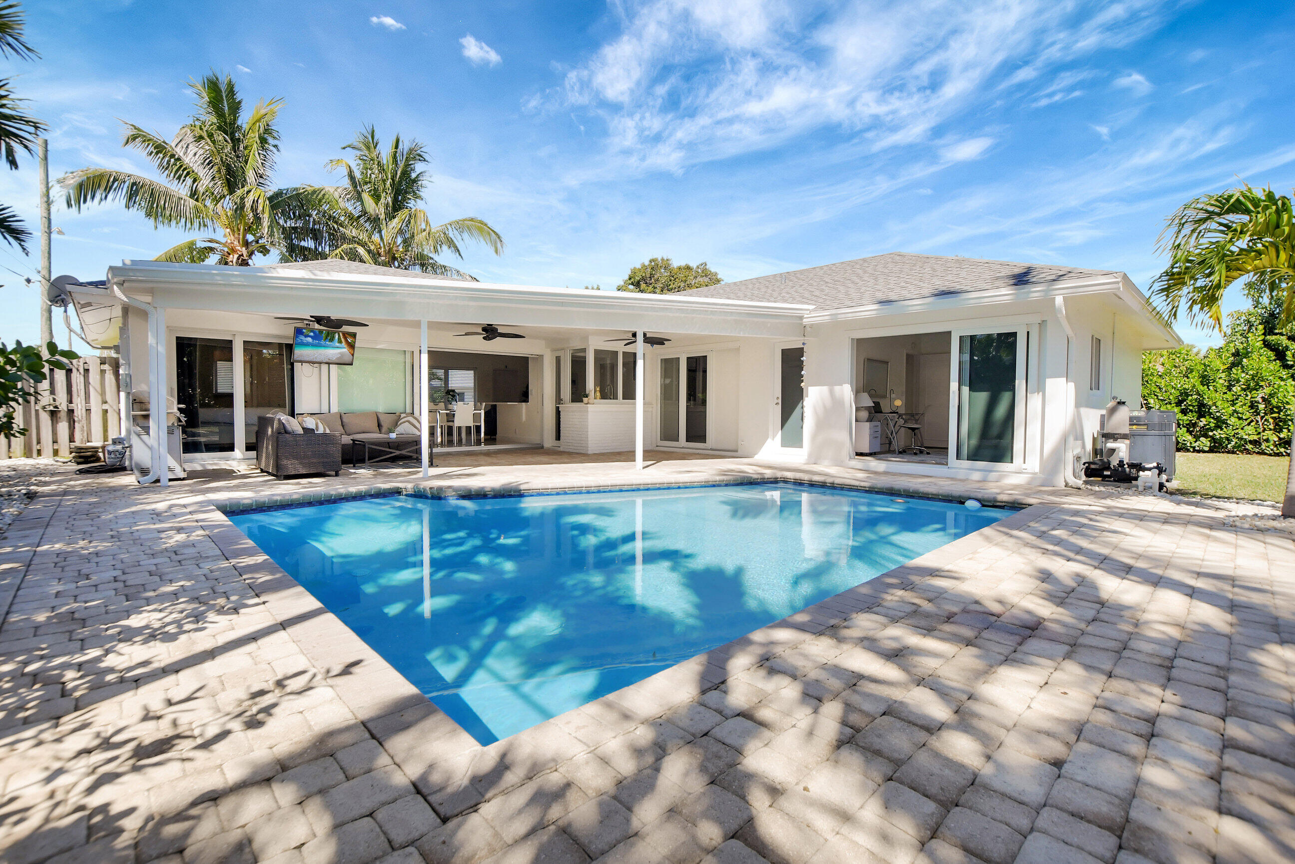 1098 Southwest 13th Avenue Boca Raton, FL 33486 - Photo 39 of 41 54_dsc_1374