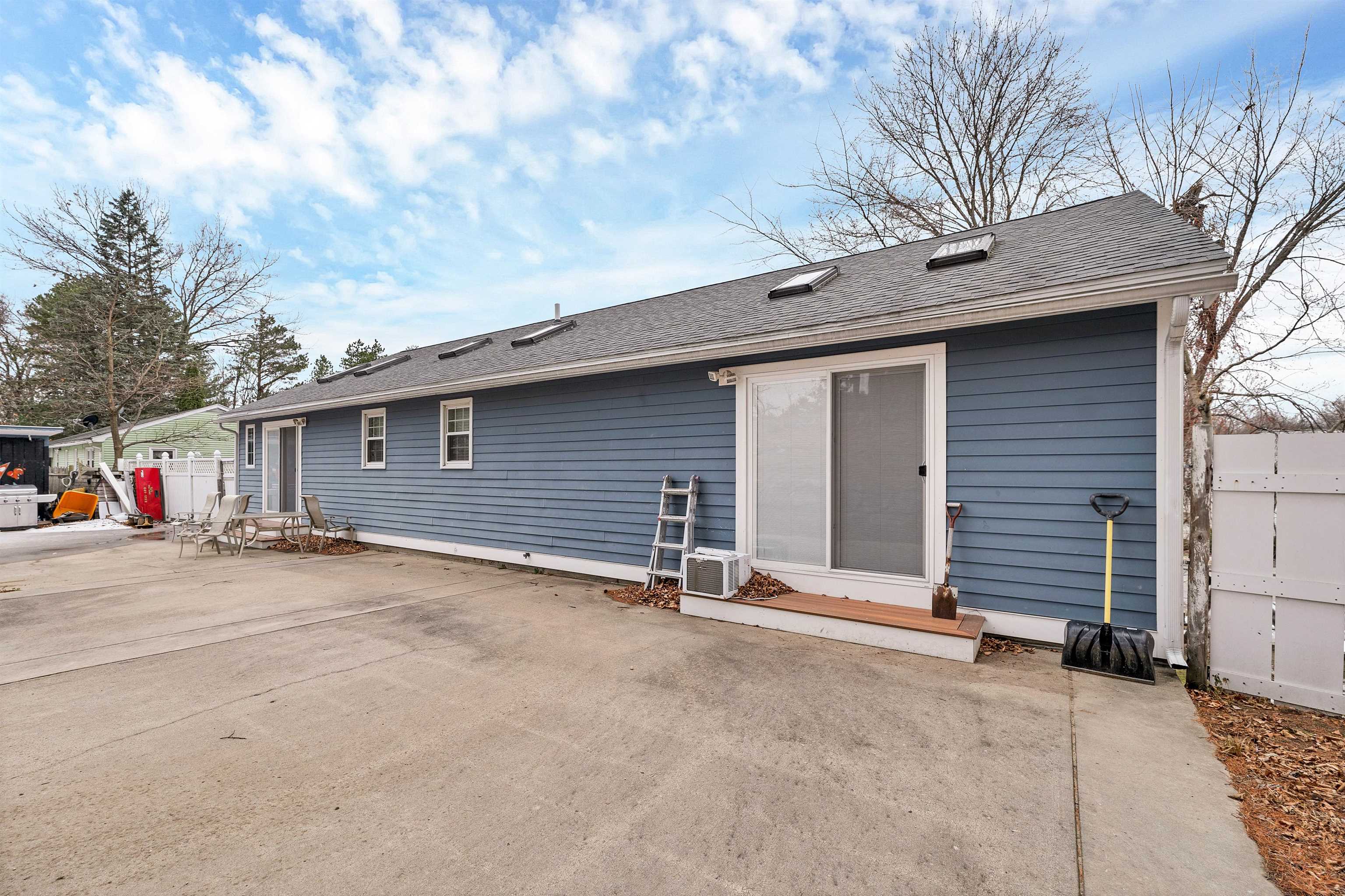 99 Weston Road Manchester, NH 03103 - Photo 21 of 24