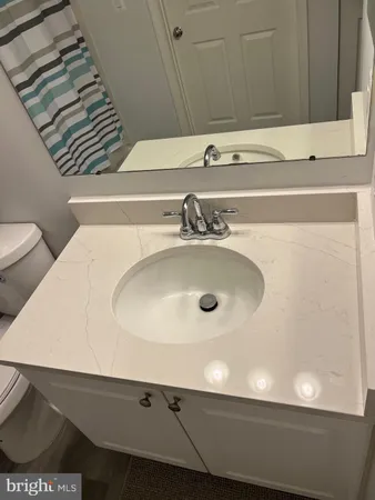 $2,100 | 1625 International Drive, Unit 319, McLean, VA 22102
