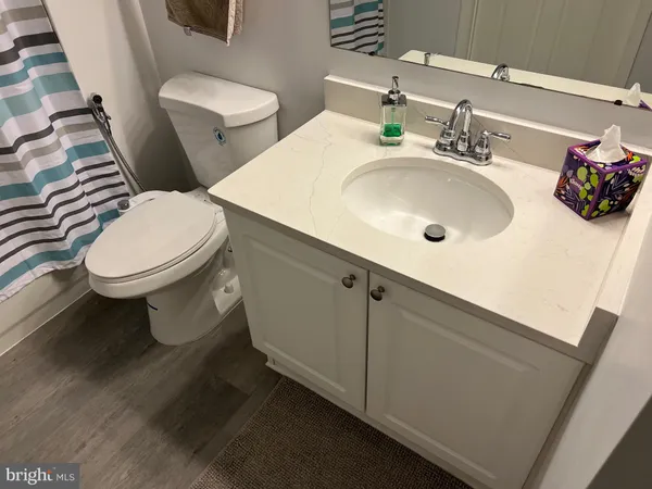 $2,100 | 1625 International Drive, Unit 319, McLean, VA 22102