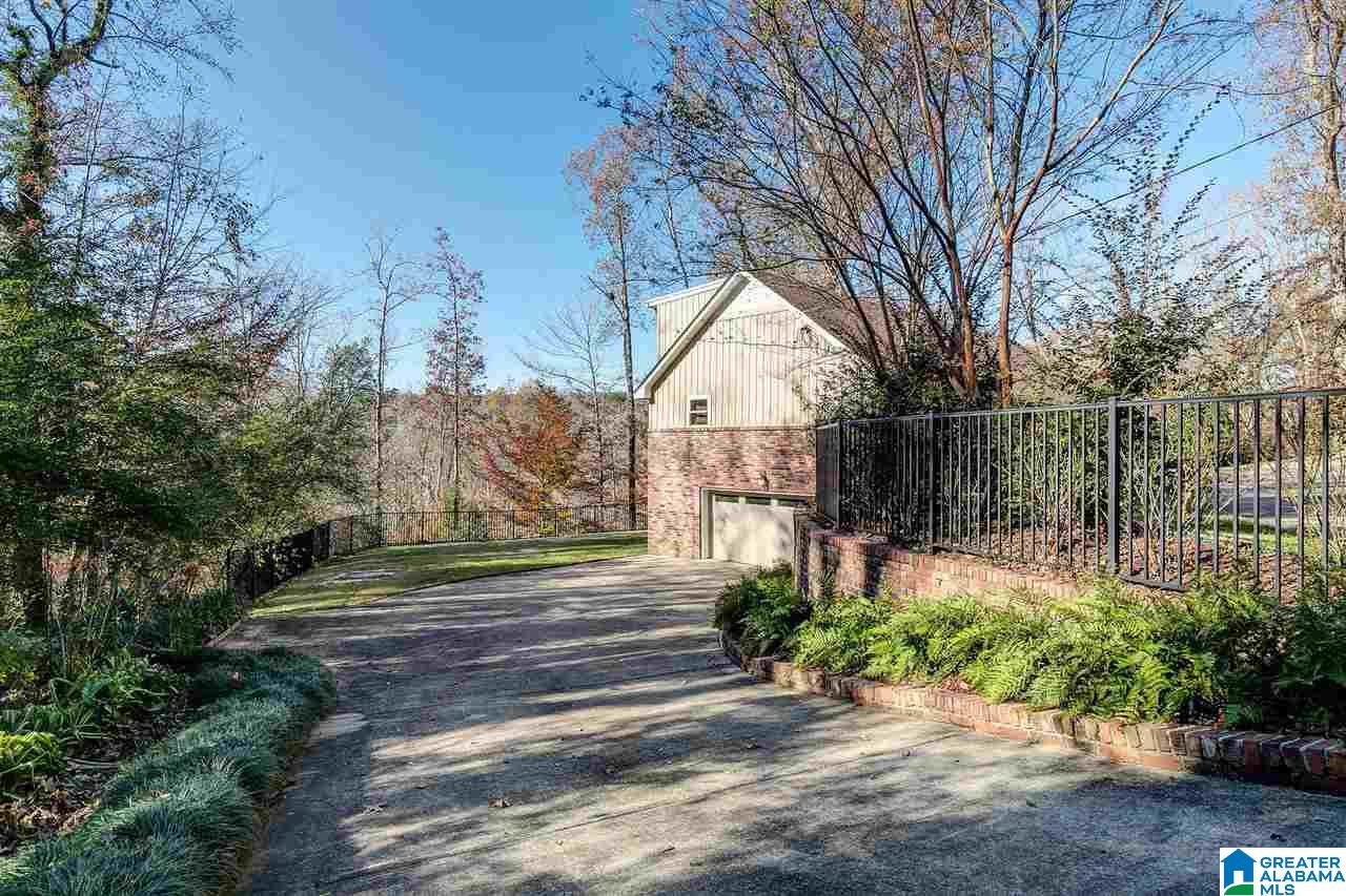 2608 Millwood Road Birmingham, AL 35243 - Photo 27 of 42