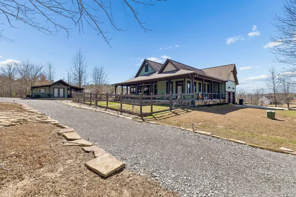$855,000 | 925 River Bluffs Drive, Jasper, TN 37347
