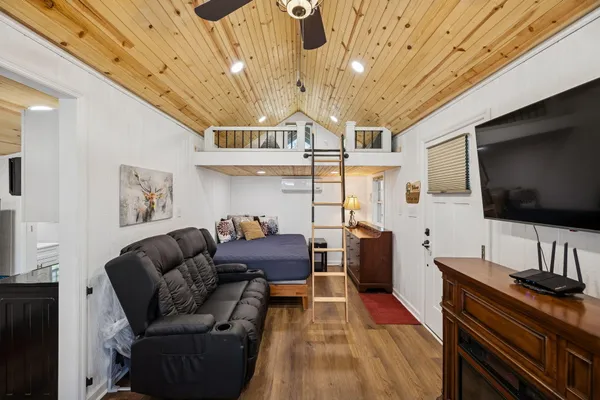 $855,000 | 925 River Bluffs Drive, Jasper, TN 37347