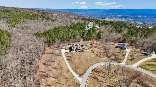 $855,000 | 925 River Bluffs Drive, Jasper, TN 37347