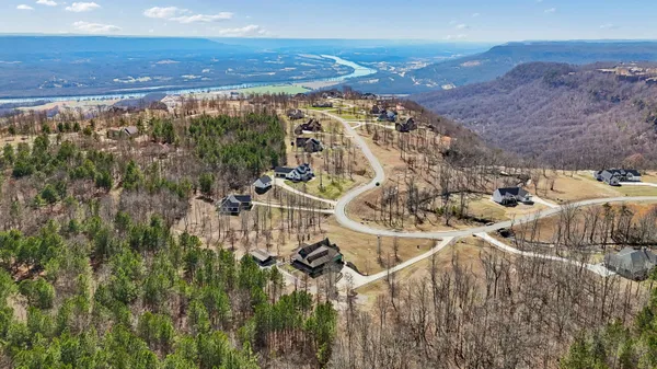 $855,000 | 925 River Bluffs Drive, Jasper, TN 37347