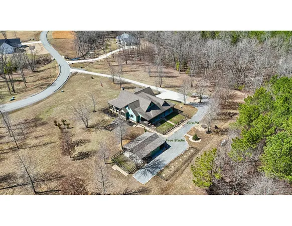$855,000 | 925 River Bluffs Drive, Jasper, TN 37347