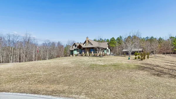 $855,000 | 925 River Bluffs Drive, Jasper, TN 37347