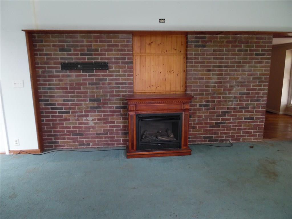 167 Hall Road Aliquippa, PA 15001 - Photo 6 of 14 Gallery Image 6