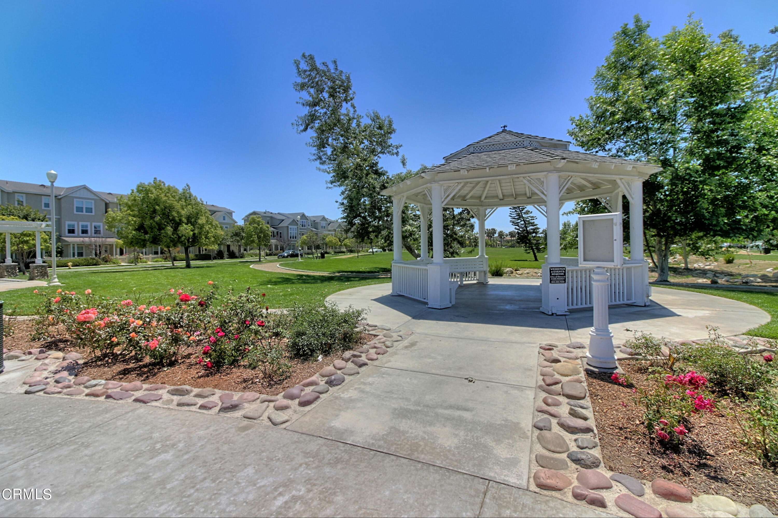 543 Xanadu Way Oxnard, CA 93036 - Photo 17 of 19 a front view of a house with garden