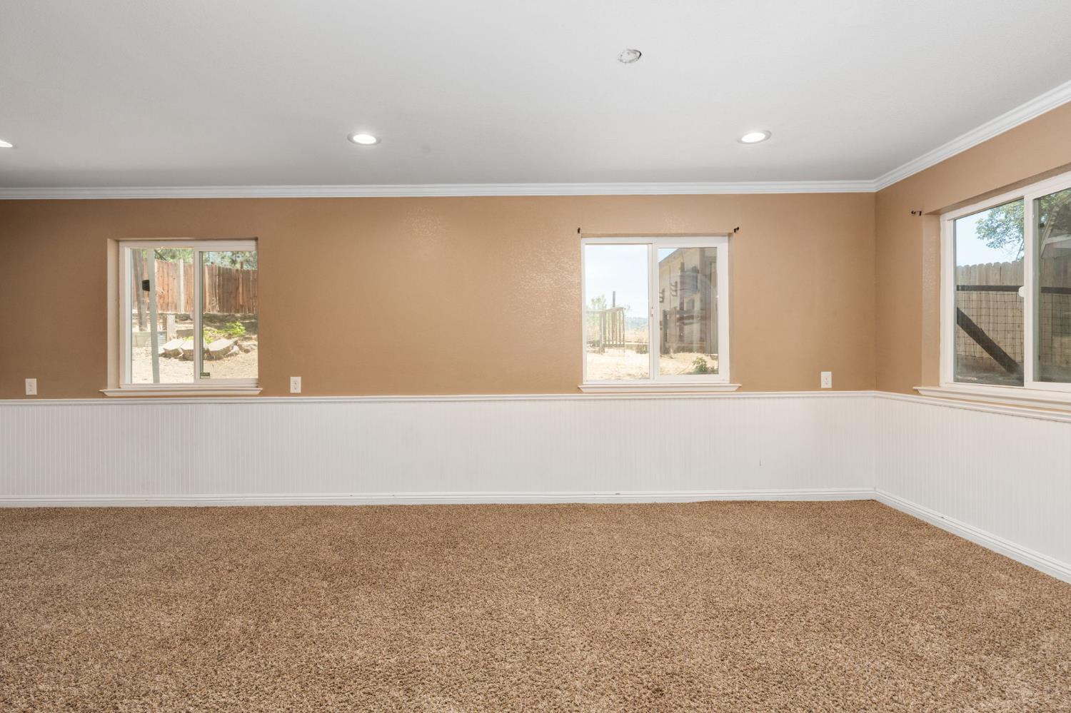 39749 Pine Ridge Road Oakhurst, CA 93644 - Photo 29 of 58
