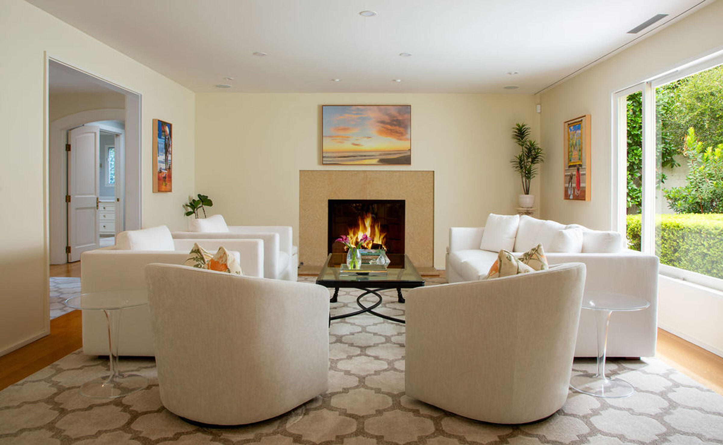1333 East Valley Road Montecito, CA 93108 - Photo 4 of 23 Formal living room