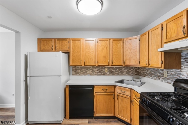 75 Crestview Lane Mount Arlington, NJ 07856 - Photo 18 of 27