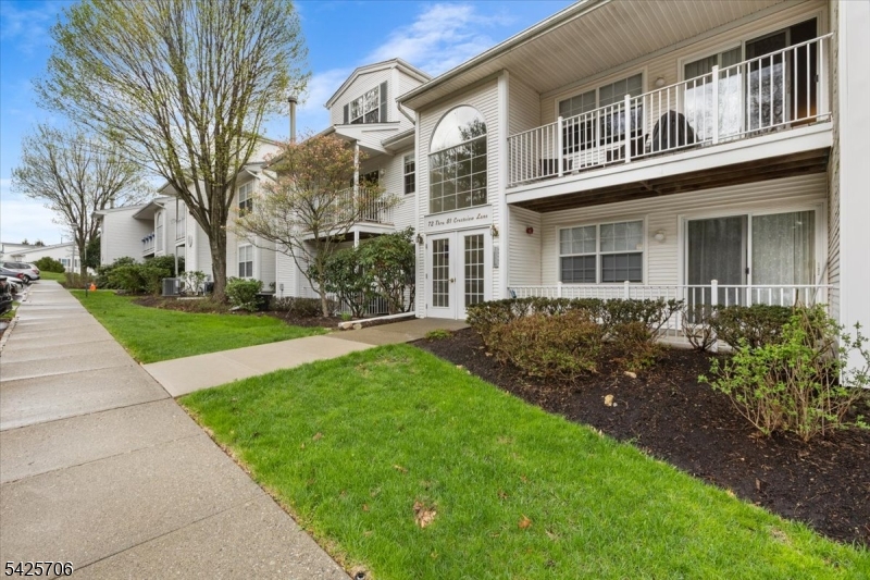 75 Crestview Lane Mount Arlington, NJ 07856 - Photo 5 of 27